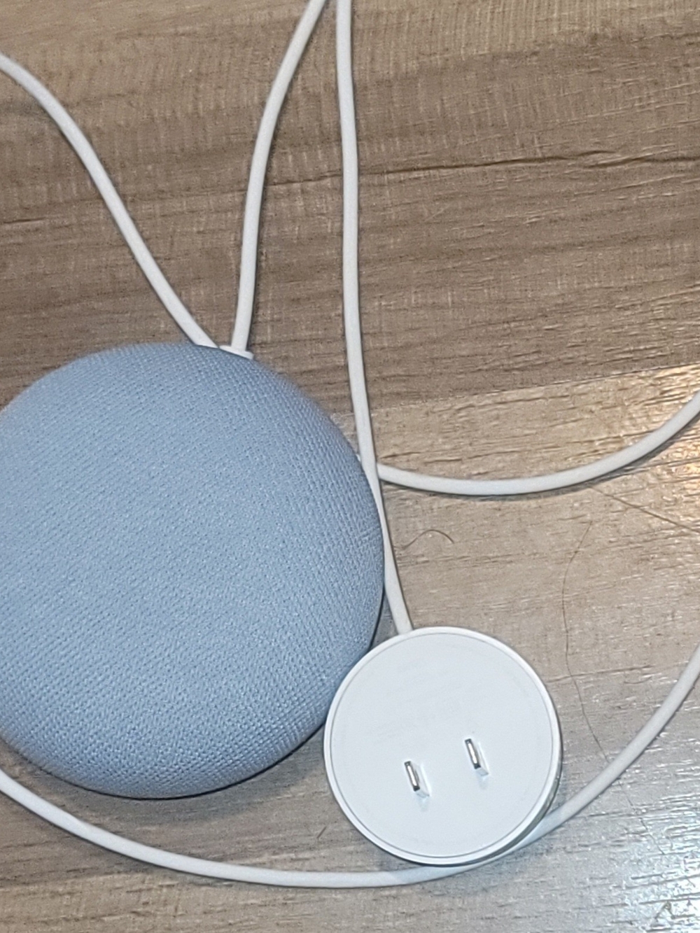 google Nest Mini 2nd Gen. Smart Speaker Light Blue With White Power Adapter